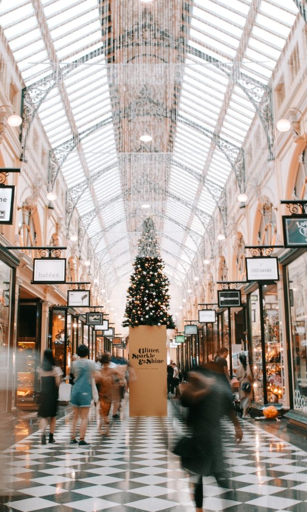 زنجیره تامین و خرده فروشان